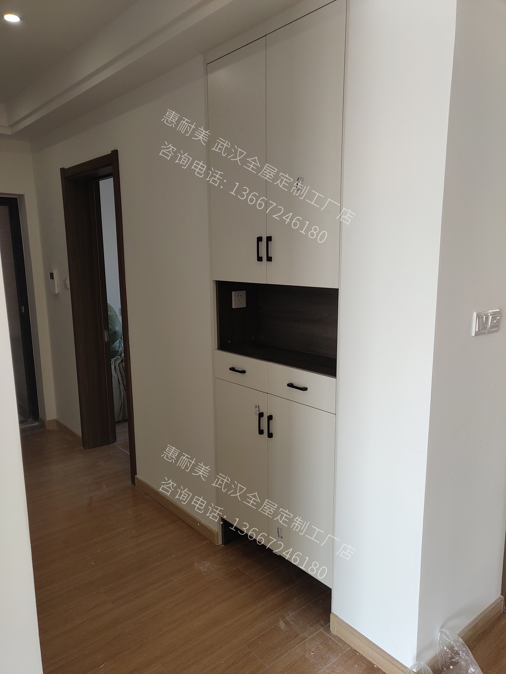 武汉汉水新城中法印象主卧衣柜定制安装前后拍照